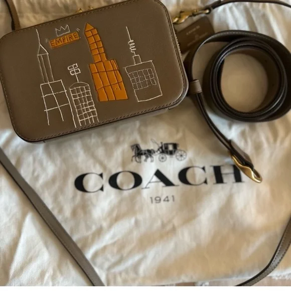 Coach X Jean Michel Basquiat Alie Convertible Crossbody
Belt Bag - Picture 8 of 8